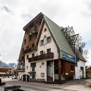  Hotel Des Neiges